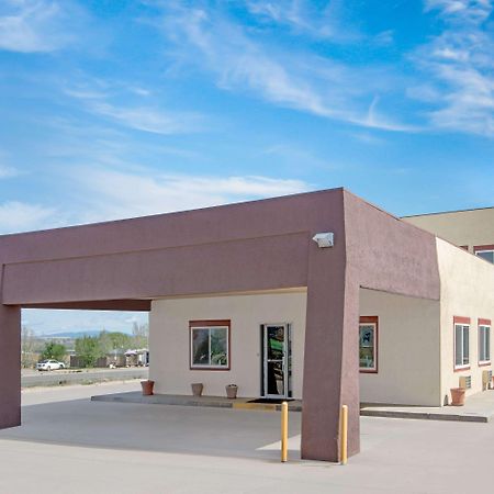 Days Inn By Wyndham Taos Extérieur photo
