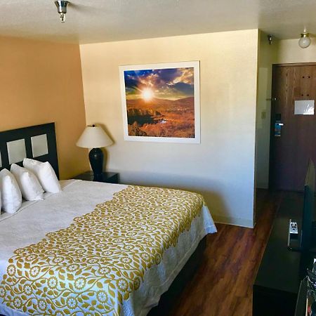 Days Inn By Wyndham Taos Extérieur photo
