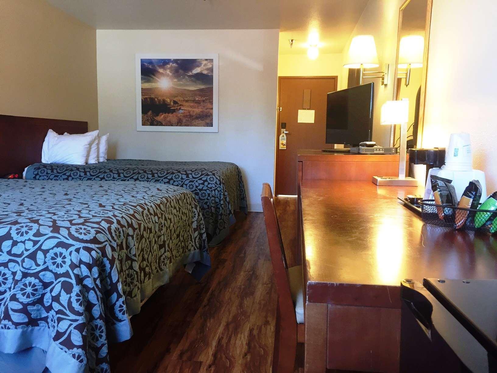 Days Inn By Wyndham Taos Extérieur photo