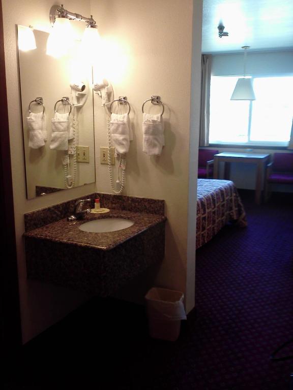 Days Inn By Wyndham Taos Extérieur photo