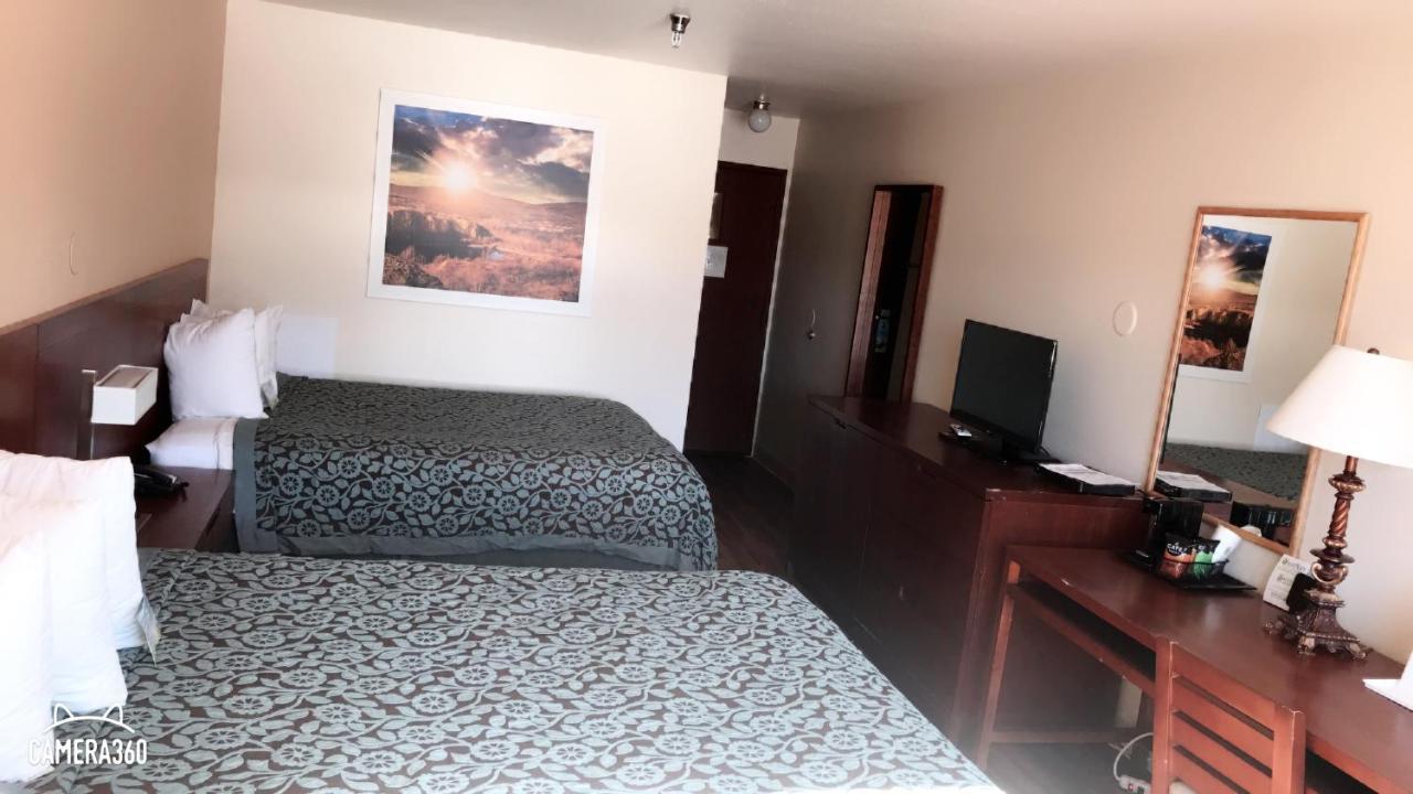 Days Inn By Wyndham Taos Extérieur photo