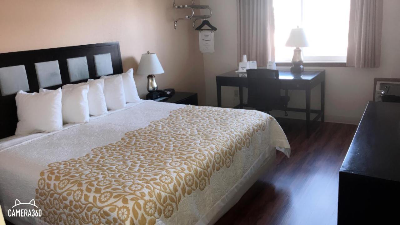 Days Inn By Wyndham Taos Extérieur photo