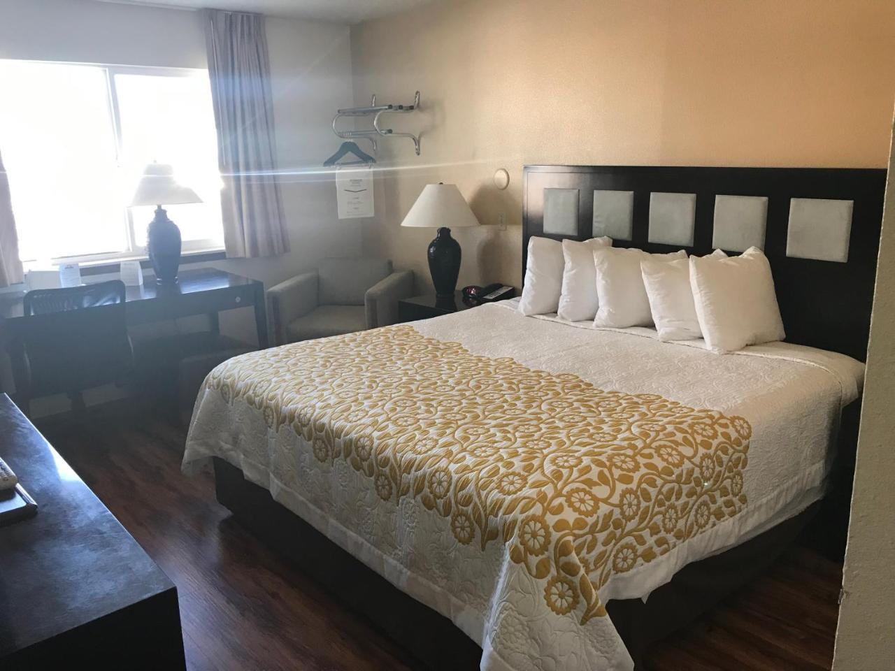 Days Inn By Wyndham Taos Extérieur photo