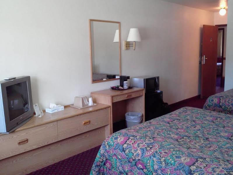 Days Inn By Wyndham Taos Extérieur photo